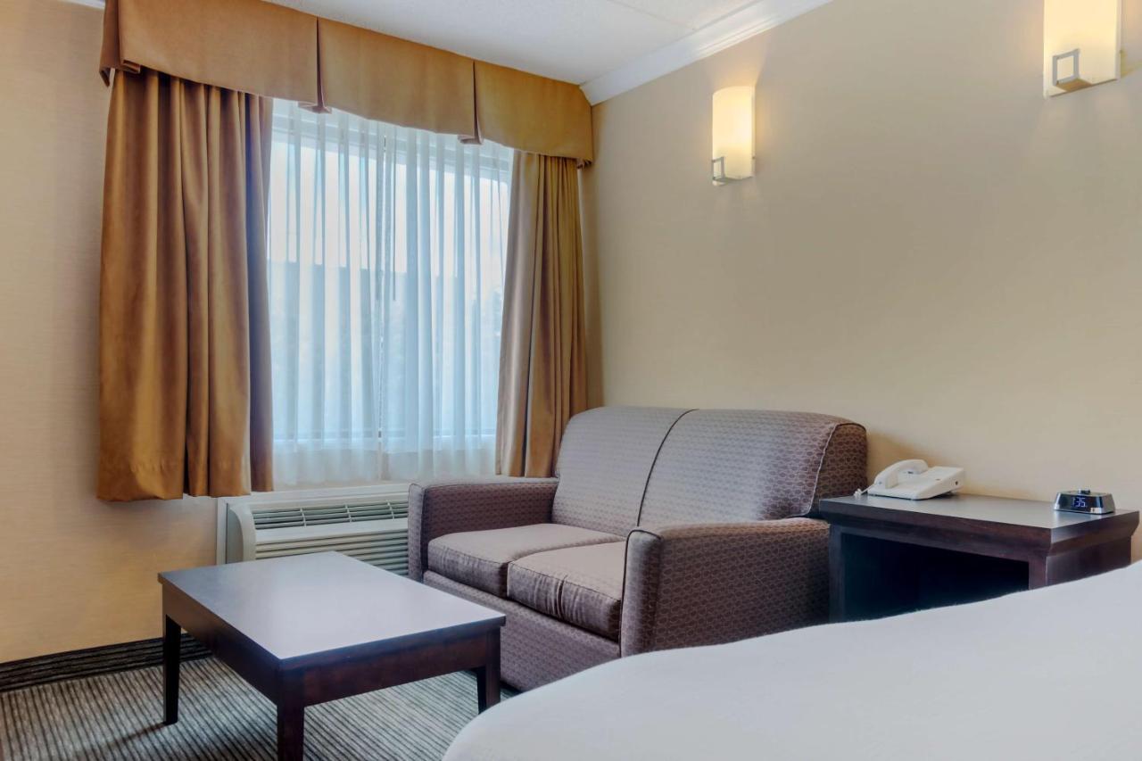 Best Western Plus Dryden Hotel And Conference Centre Exterior foto